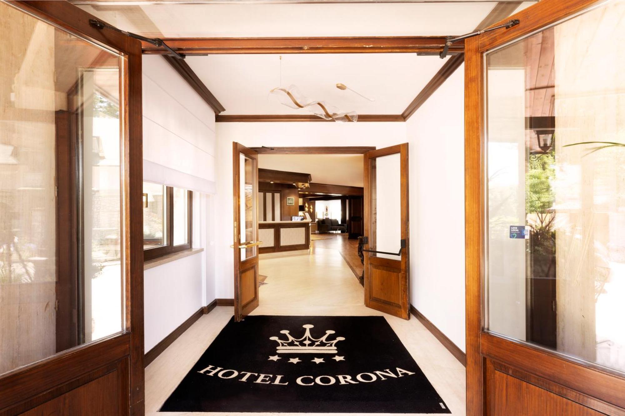 Hotel Corona & Spa Pescasseroli Buitenkant foto